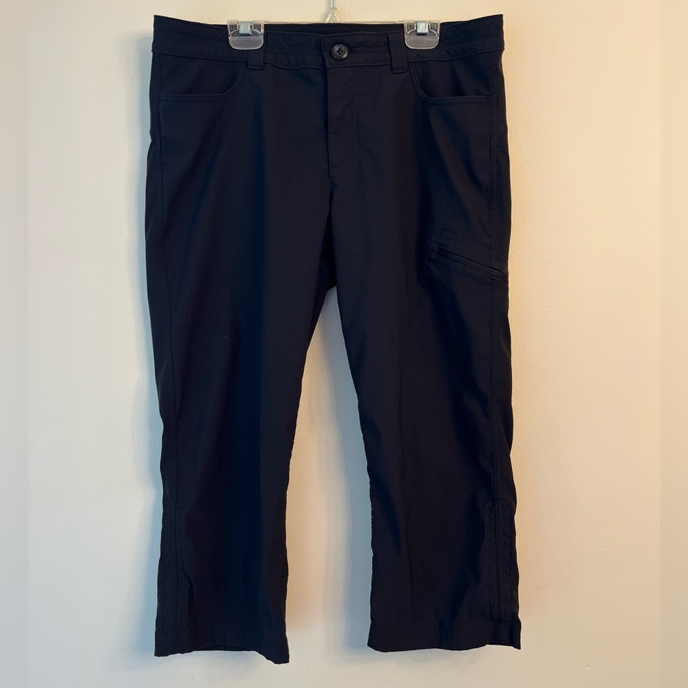 Eddie Bauer Women's Black Ranier Tech Capris